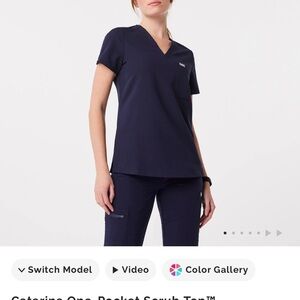 Figs Catarina one pocket scrub top navy small